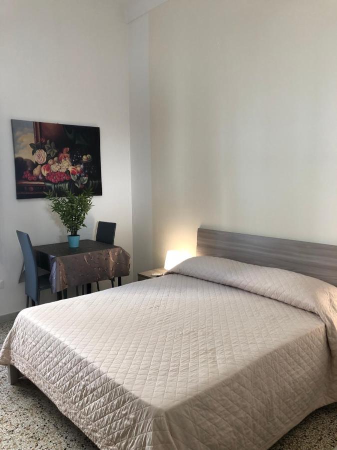 Bed and Breakfast Velletri Noto Esterno foto